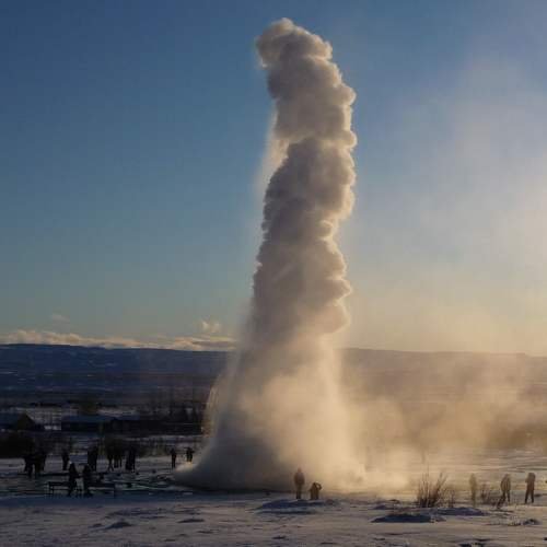 Geysir Strokkur im Winter