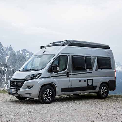 Camper in Island