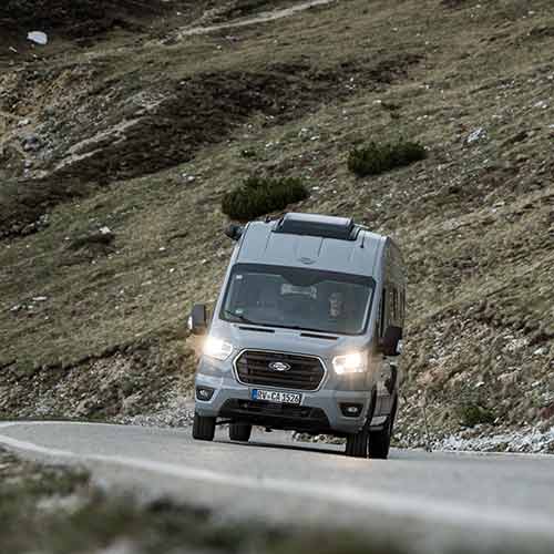 Camper Van durch Island
